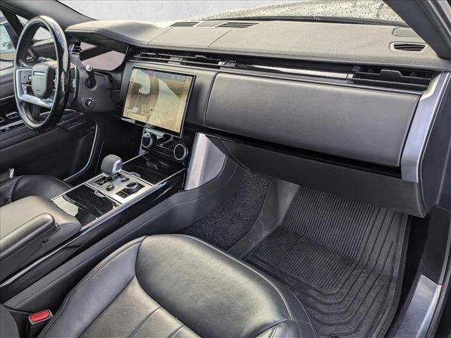 Used 2023 Land Rover Range Rover SE image 18