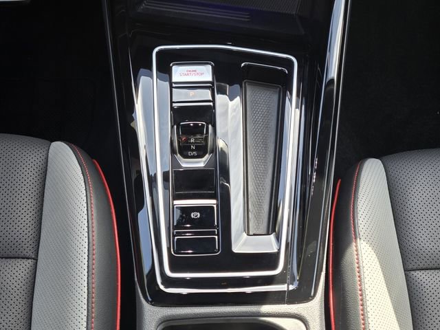 Certified 2025 Volkswagen GTI SE w/ SE Leather Seating Package image 21