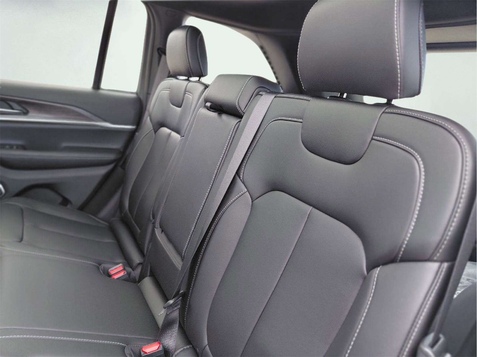 New 2026 Jeep Grand Cherokee Limited w/ Limited Altitude Package AWD/4WD image 35