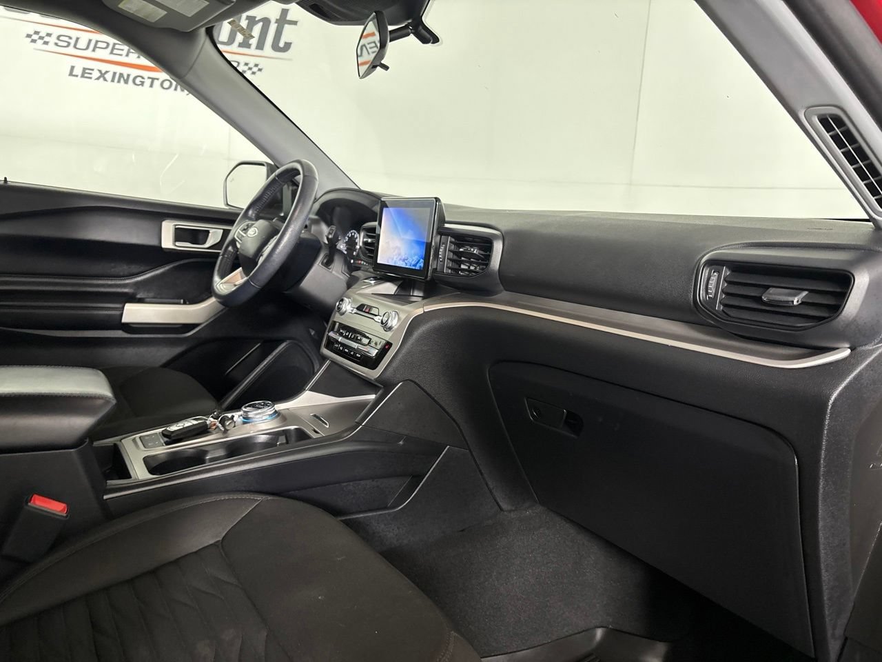 Used 2021 Ford Explorer XLT RWD image 31