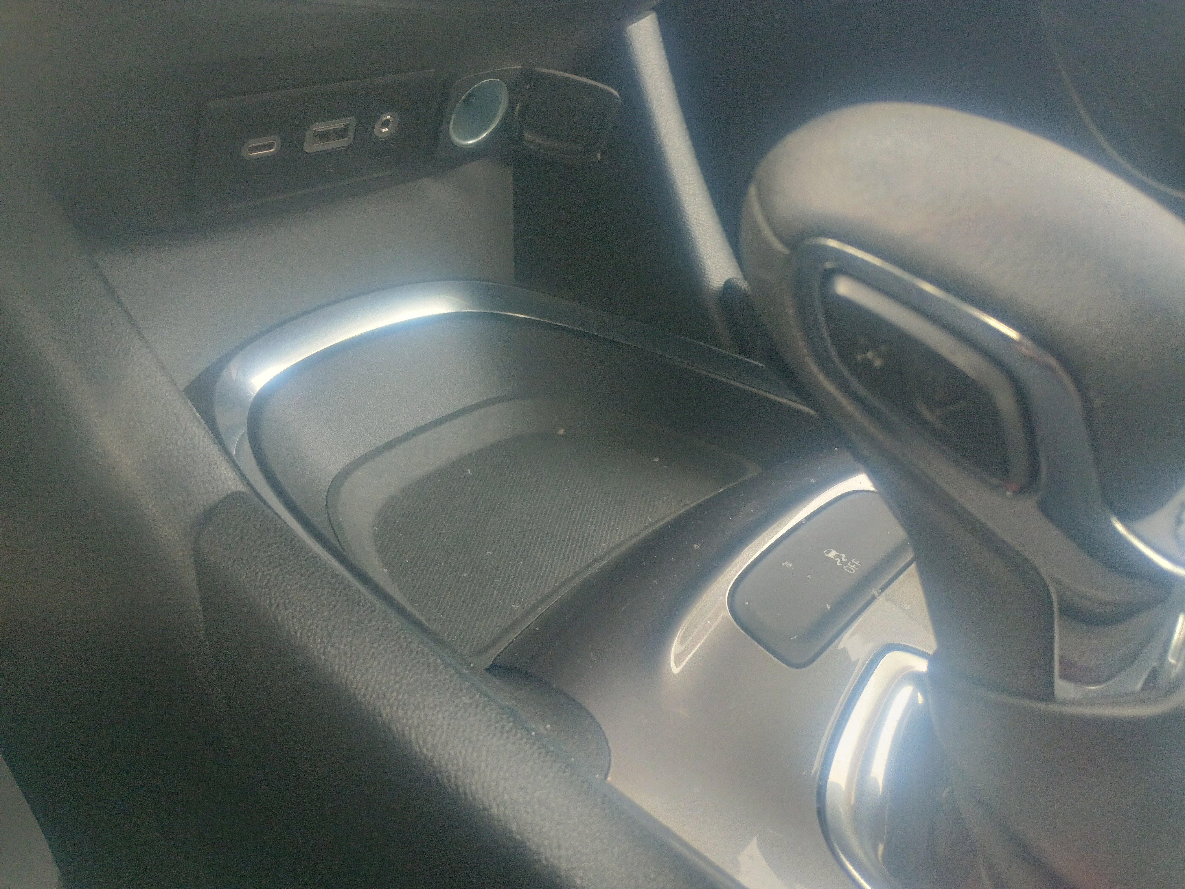 Used 2022 Chevrolet Malibu LT image 25