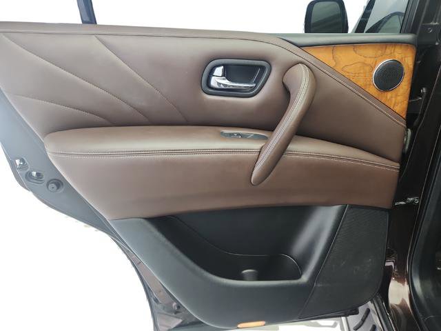 Used 2015 INFINITI QX80 4WD w/ Limited Package image 25