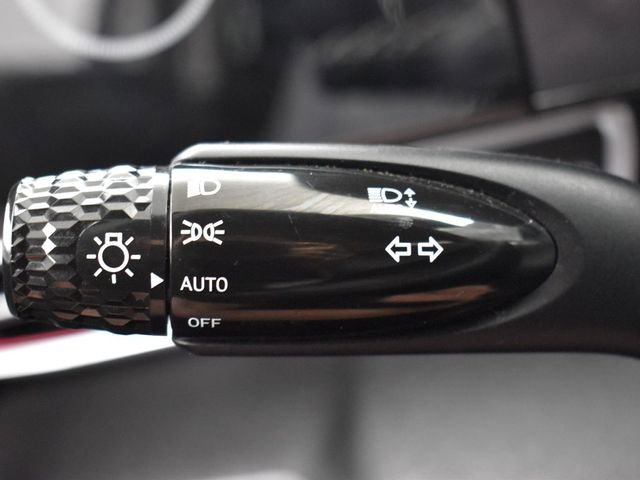 Used 2024 Hyundai Elantra SEL FWD image 26