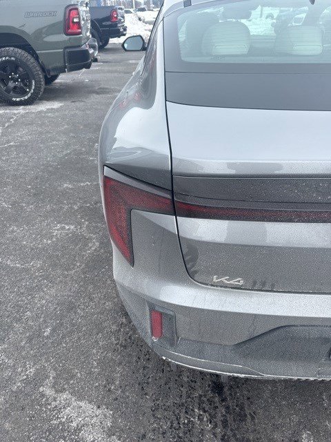 Used 2025 Kia K4 GT-Line w/ GT-Line Premium Package image 11