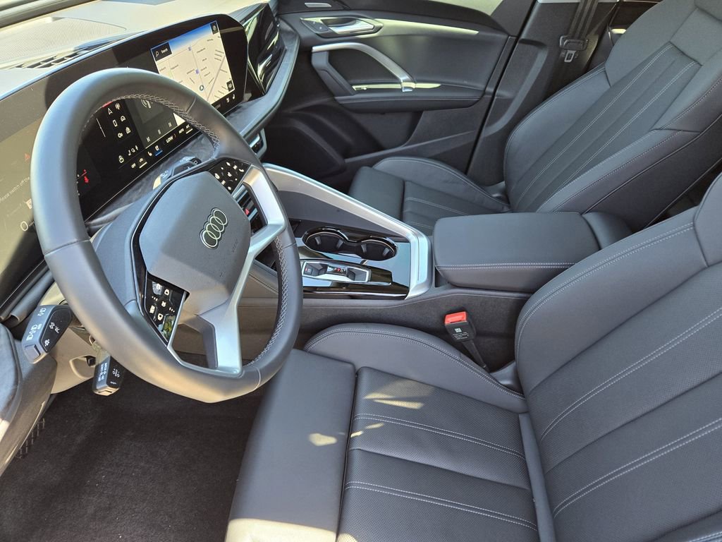 Certified 2025 Audi Q5 Premium Plus image 17