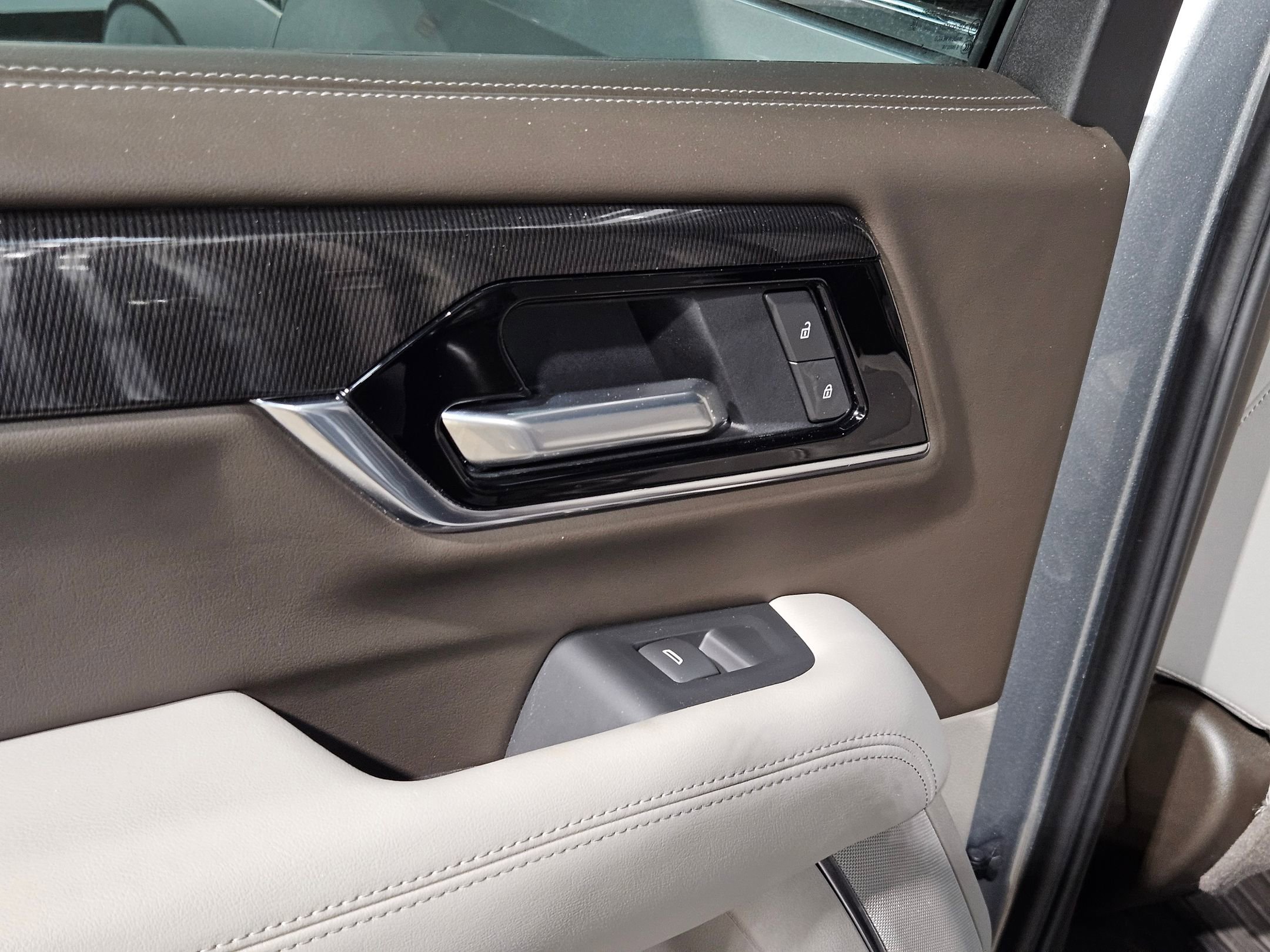 Used 2026 GMC Yukon Elevation image 36