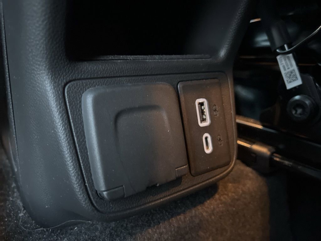 Used 2023 Chevrolet TrailBlazer RS w/ Convenience Package image 23