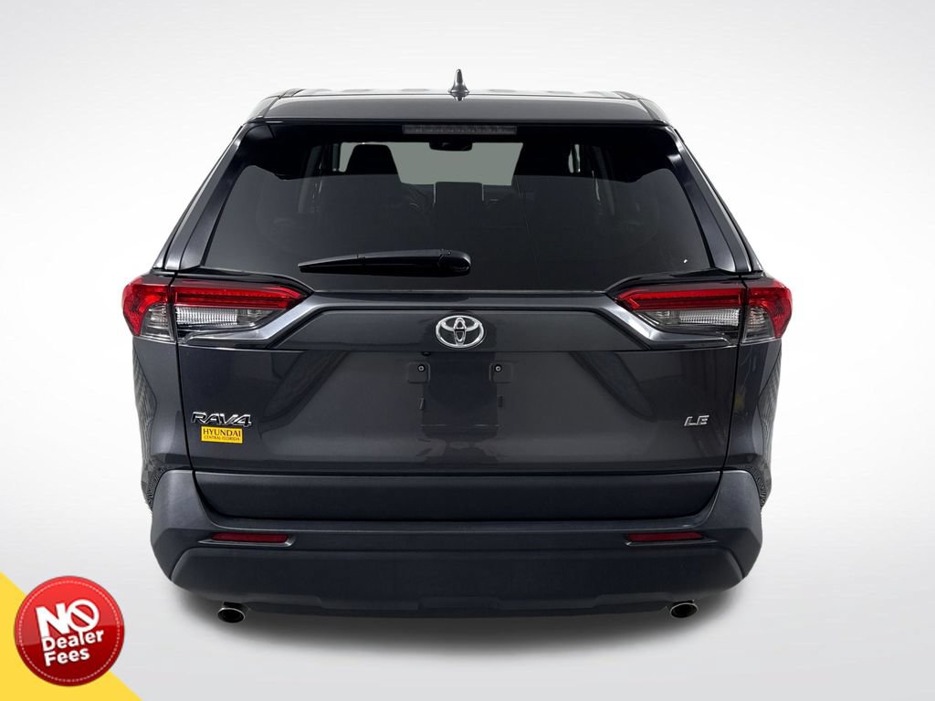 Used 2025 Toyota RAV4 LE FWD image 5