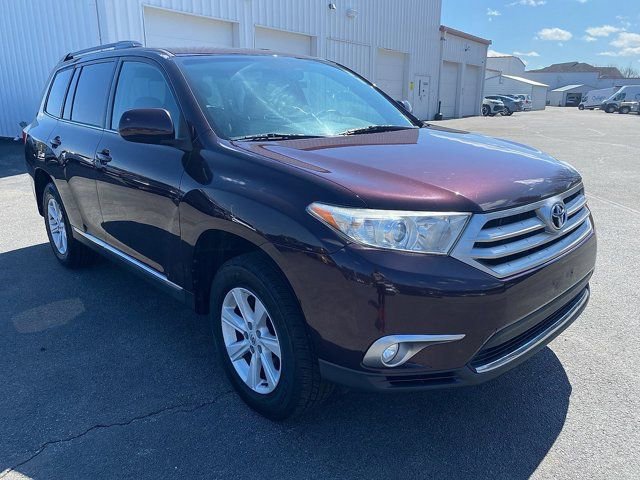 Used 2013 Toyota Highlander SE AWD/4WD image 9