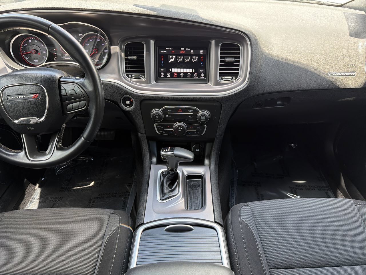 Used 2021 Dodge Charger SXT RWD image 14