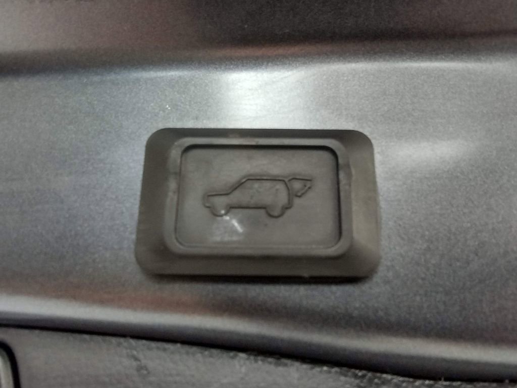 Used 2022 Toyota RAV4 TRD Off-Road w/ TRD Off-Road Weather Package image 19