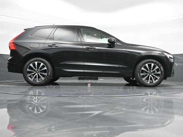 Used 2023 Volvo XC60 B5 Plus w/ Protection Package Premier image 45
