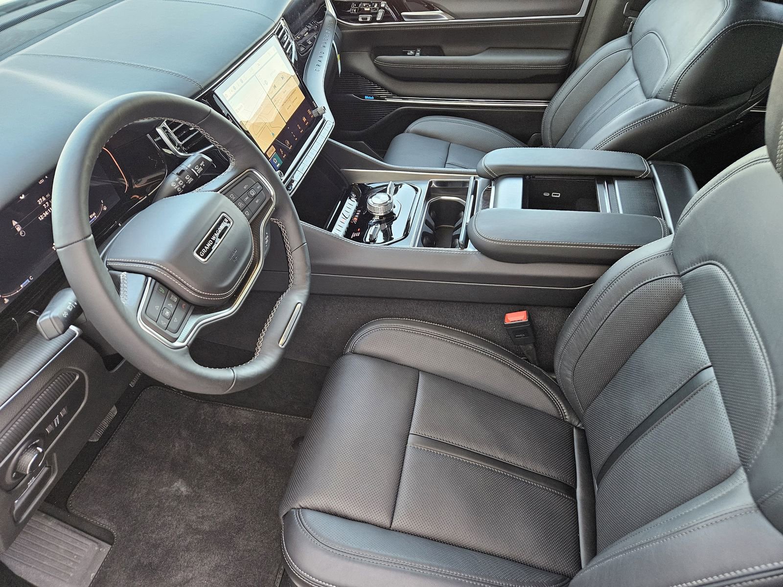 New 2026 Jeep Grand Wagoneer Summit w/ Rear Seat Video Group I image 14