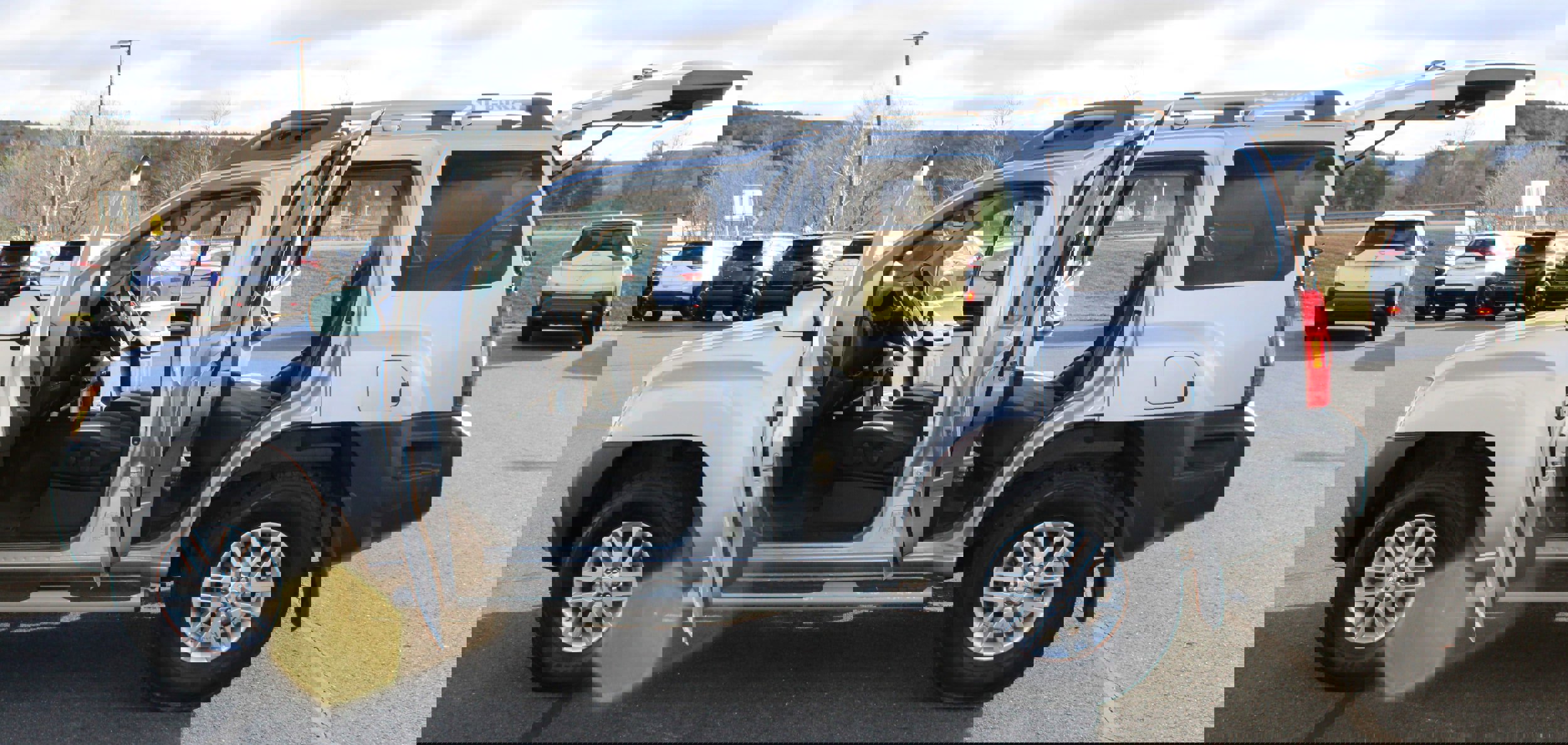 Used 2015 Nissan Xterra S w/ Value Package image 19