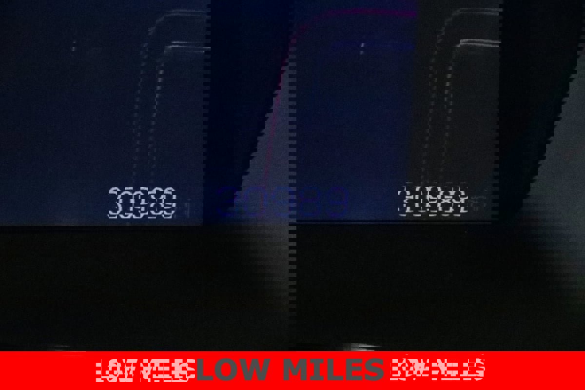 Used 2023 GMC Canyon AT4X image 16