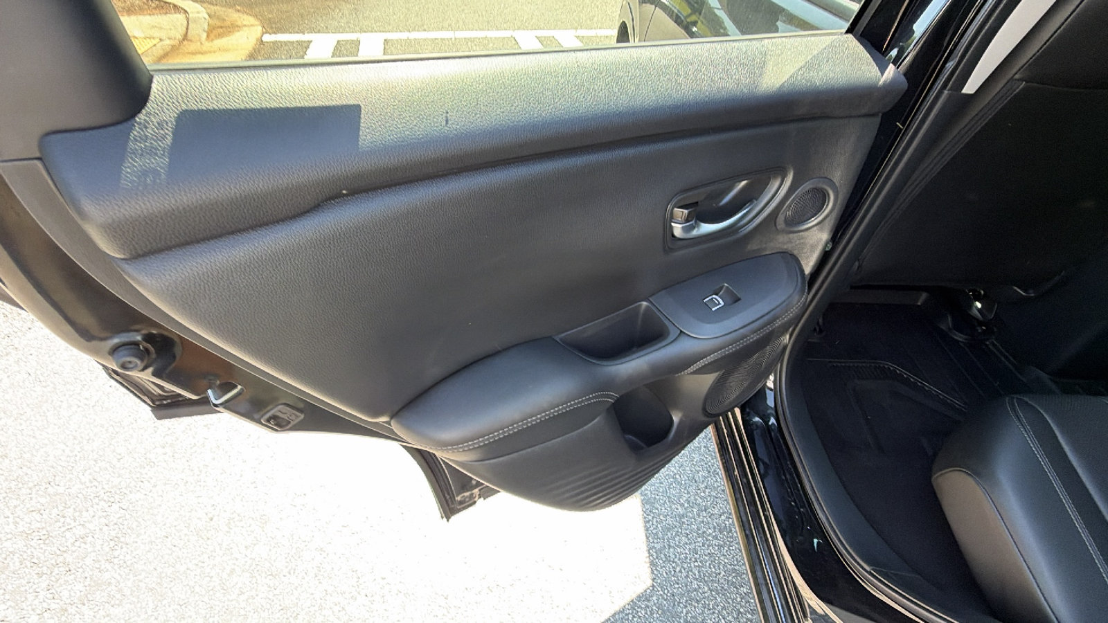 Used 2026 Honda HR-V EX-L image 22
