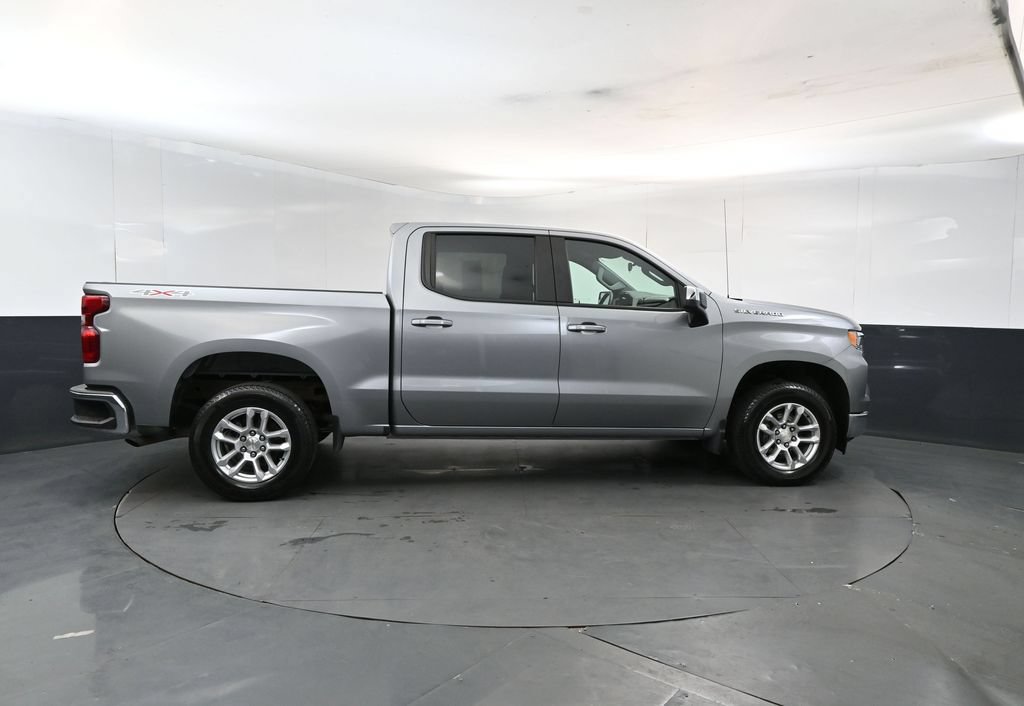 Used 2023 Chevrolet Silverado 1500 LT AWD/4WD image 6