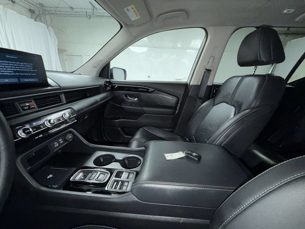 Used 2024 Honda Pilot Touring image 24
