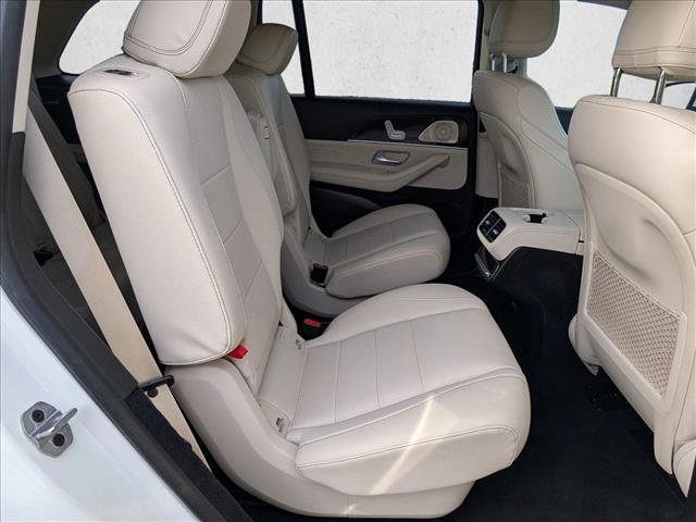 Used 2022 Mercedes-Benz GLS 450 4MATIC image 21
