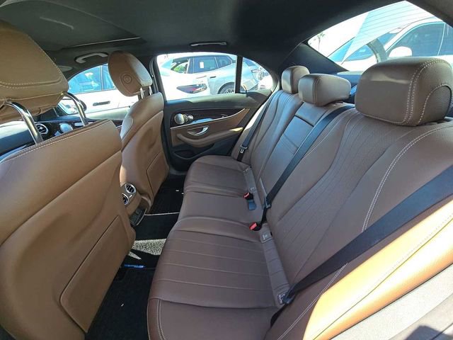 Used 2023 Mercedes-Benz E 350 4MATIC Sedan image 12
