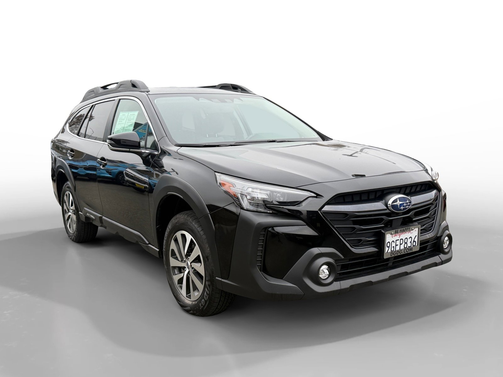 Used 2023 Subaru Outback Premium image 7