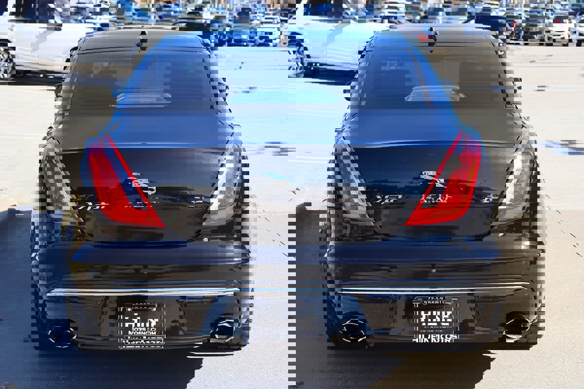 Used 2019 Jaguar XJ L Portfolio image 9