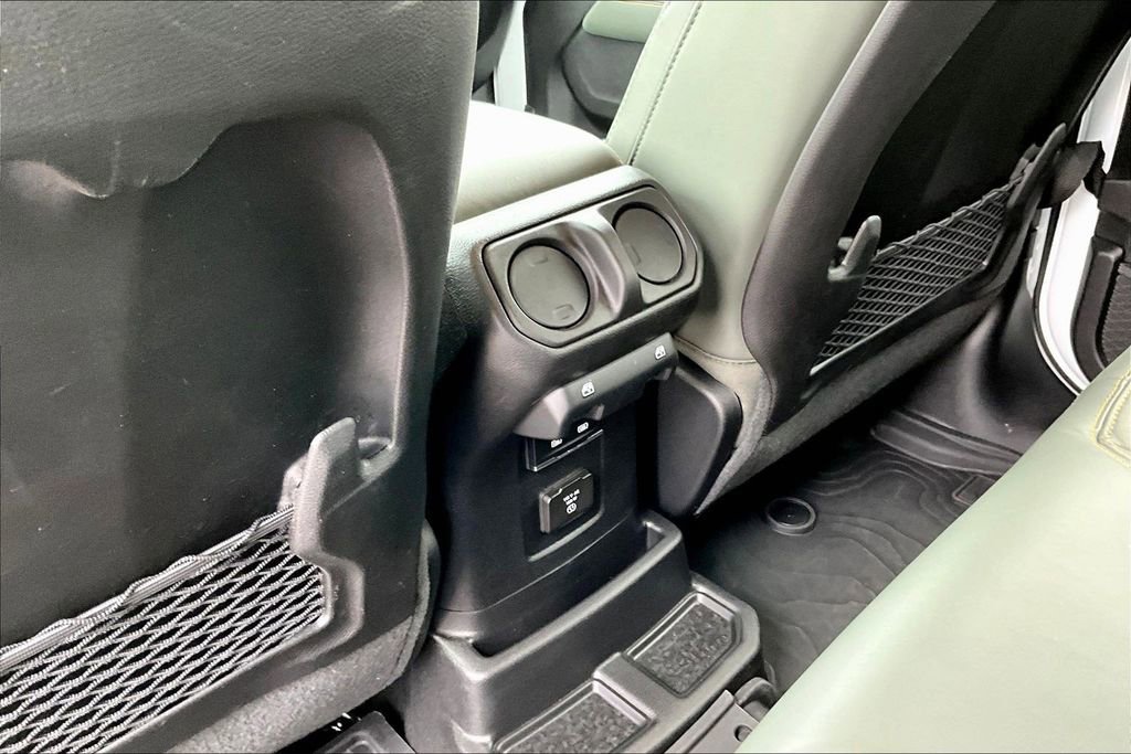 Used 2024 Jeep Wrangler High Altitude AWD/4WD image 12