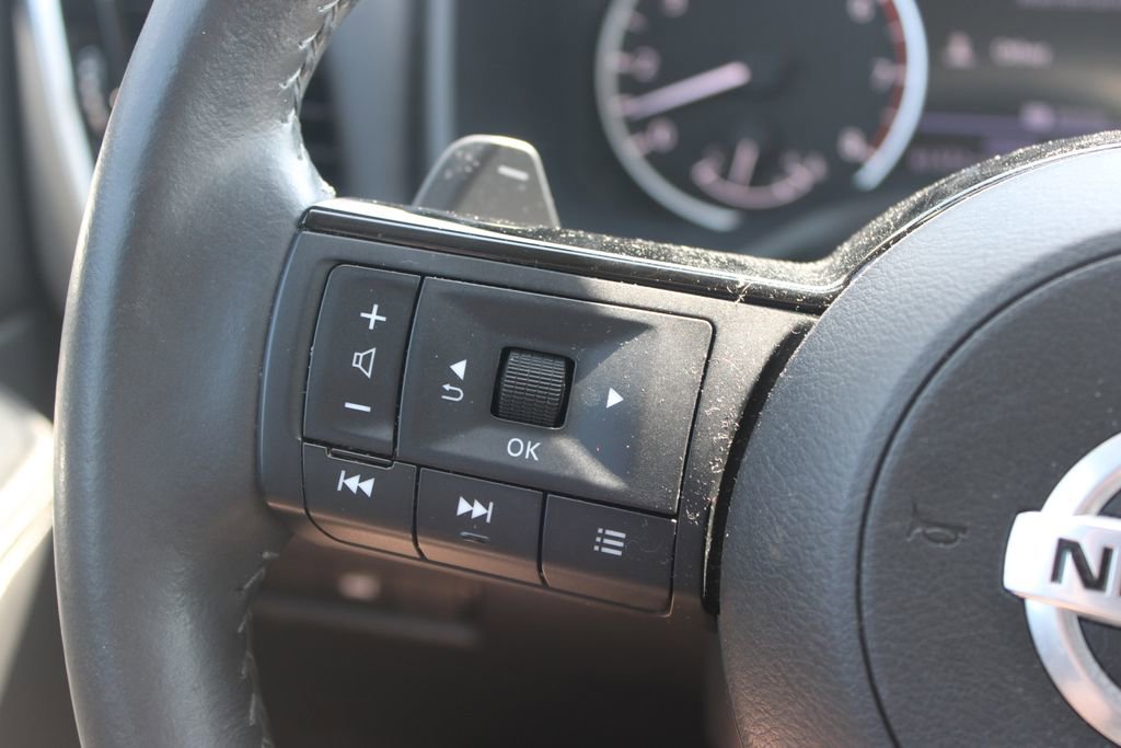 Used 2021 Nissan Rogue SL w/ Premium Package image 22