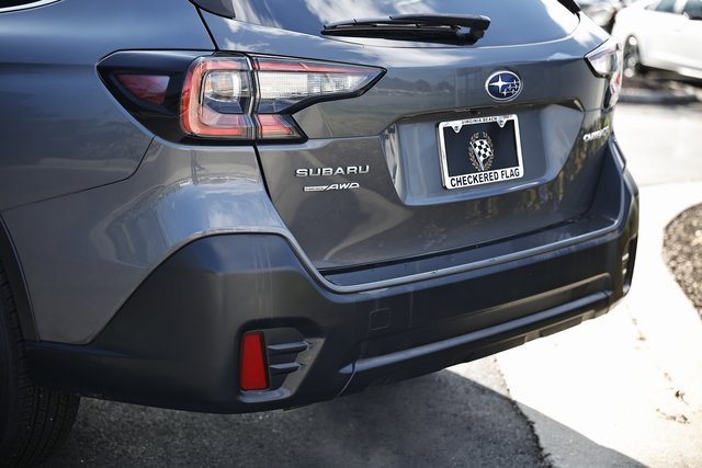 Used 2022 Subaru Outback Premium image 6
