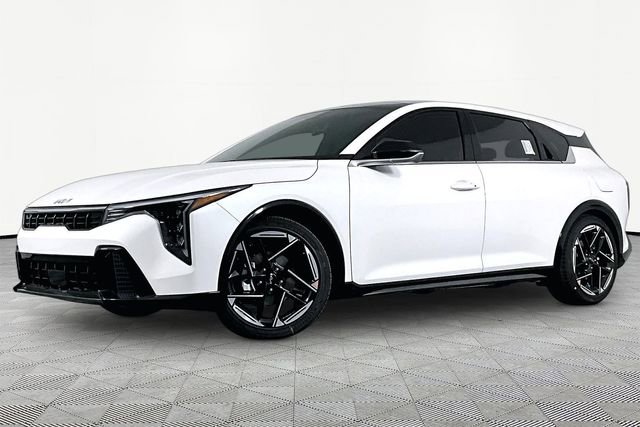 New 2026 Kia K4 GT-Line FWD image 1