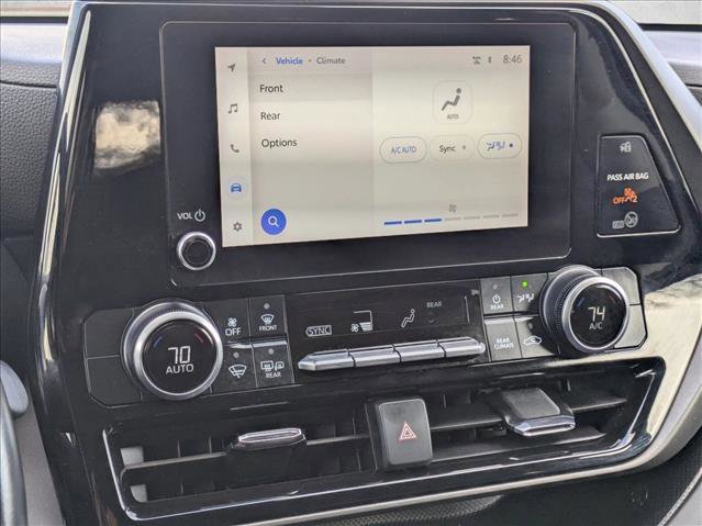 Used 2023 Toyota Highlander LE image 17