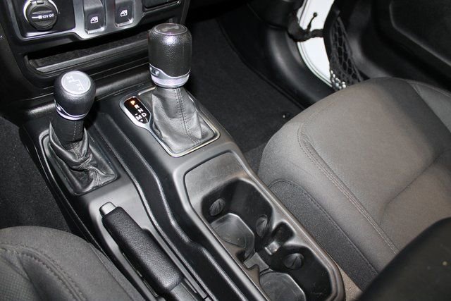 Used 2021 Jeep Wrangler Sport image 25