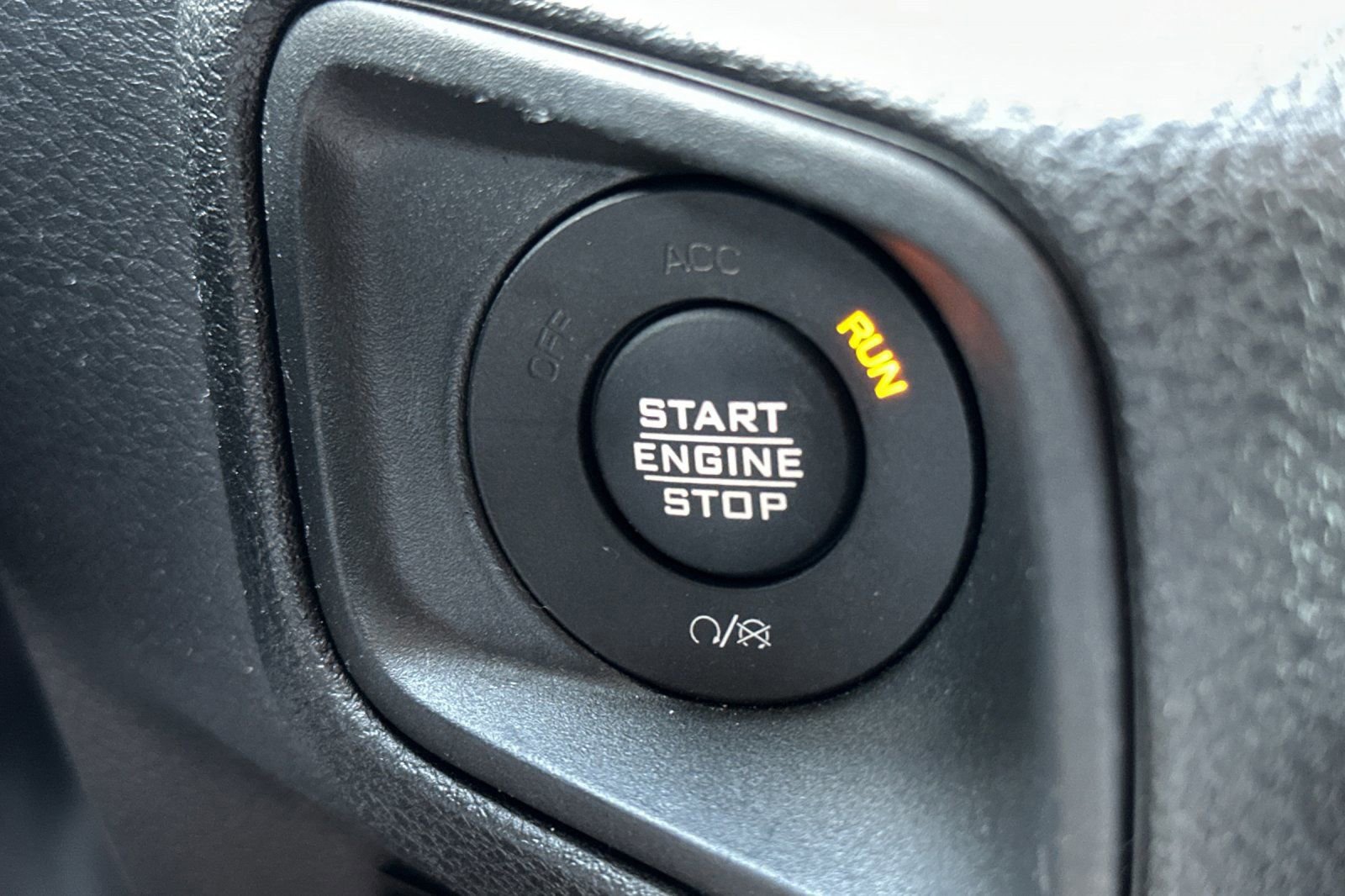 Used 2025 Jeep Wrangler Unlimited Sport AWD/4WD image 22