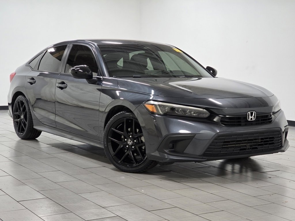 Used 2023 Honda Civic Sport image 2