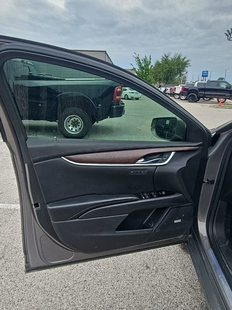 Used 2019 Cadillac XTS Luxury FWD image 9