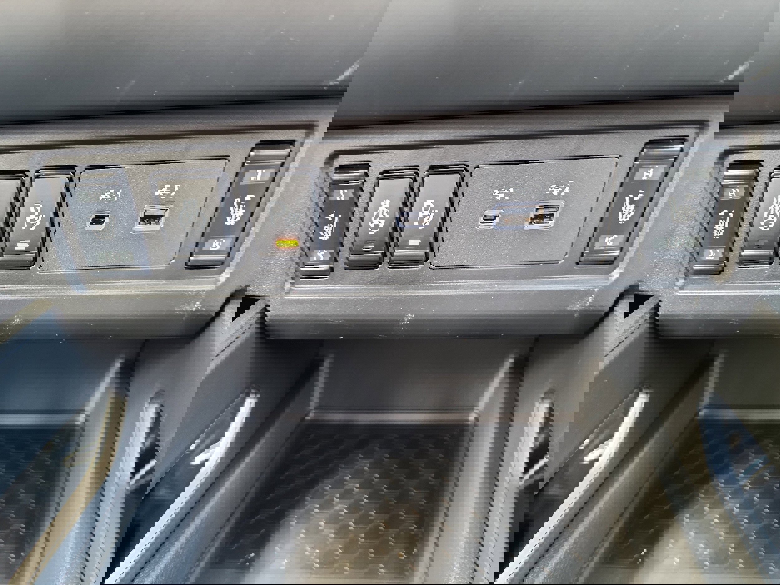 New 2026 Nissan Frontier SV image 14