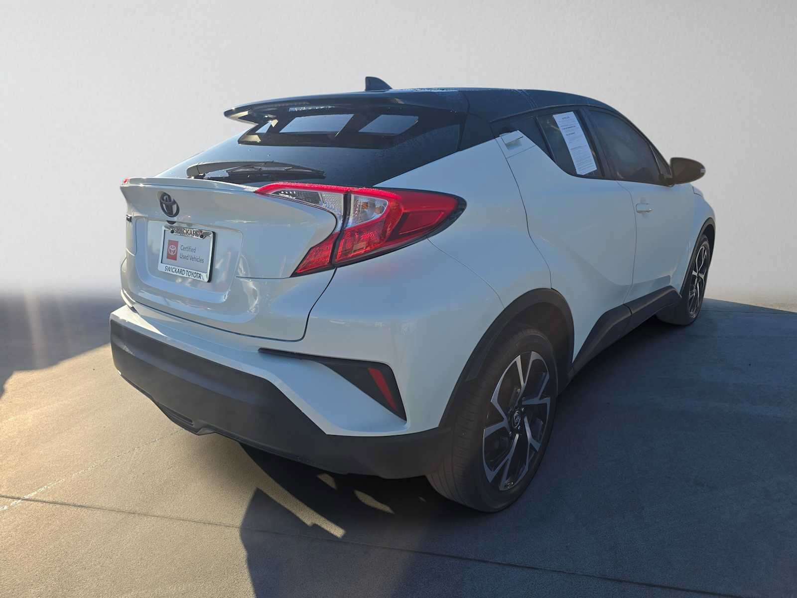 Certified 2020 Toyota C-HR XLE FWD image 3