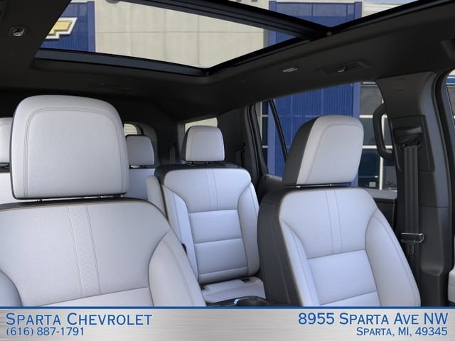 New 2026 Chevrolet Traverse High Country w/ LPO, Floor Liner Package AWD/4WD image 24