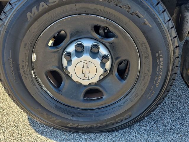 Used 2019 Chevrolet Express 2500 w/ Driver Convenience Package image 17