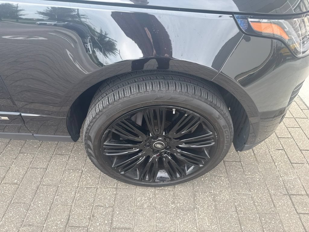 Used 2019 Land Rover Range Rover Long Wheelbase Supercharged AWD/4WD image 12