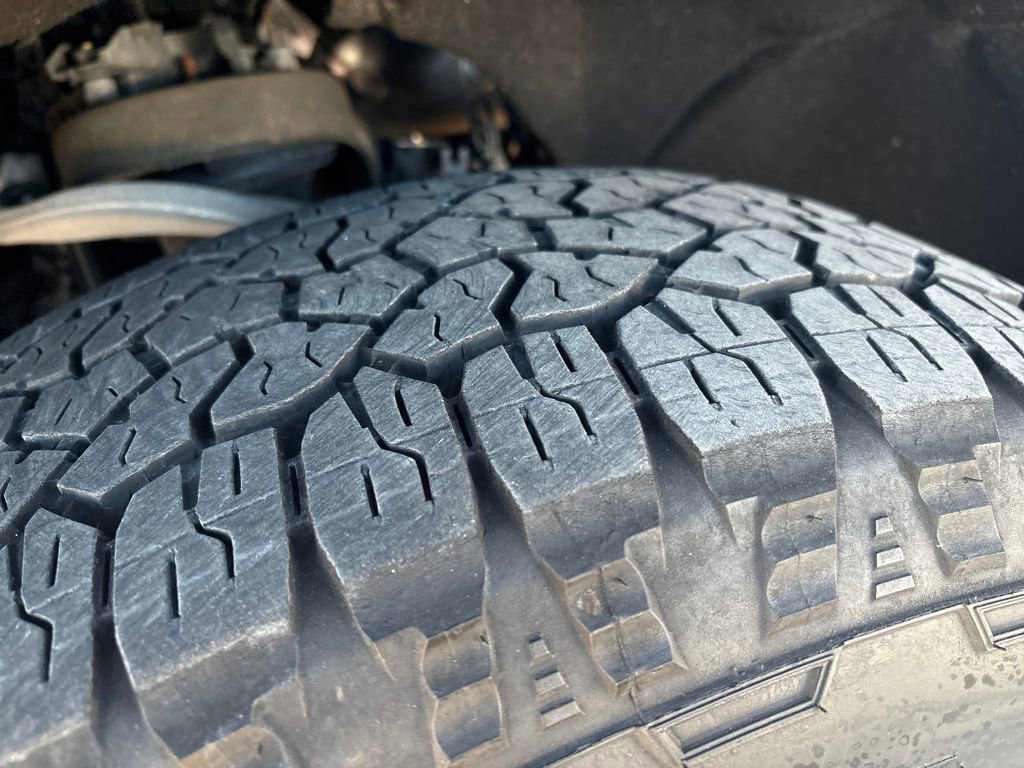 Used 2022 Chevrolet Silverado 1500 RST image 32