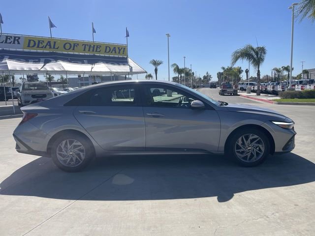 Used 2024 Hyundai Elantra SEL image 9