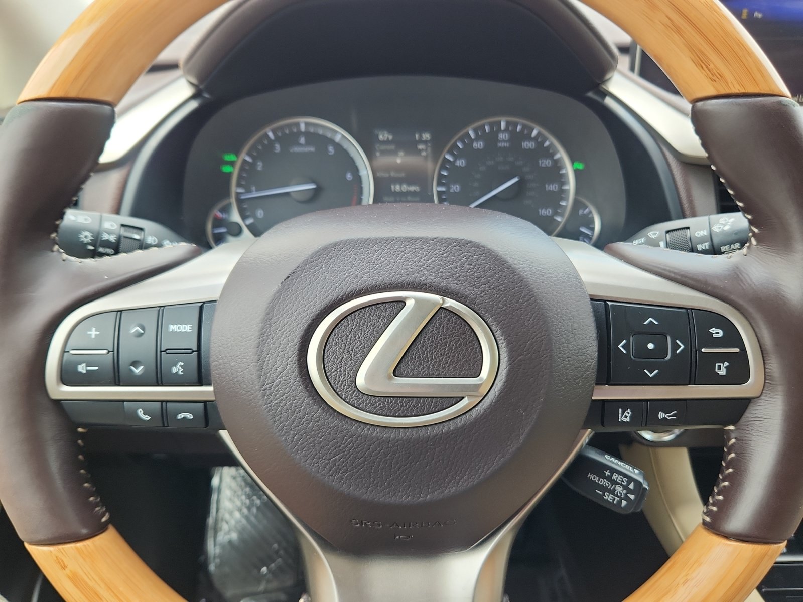 Used 2018 Lexus RX 350L AWD image 9