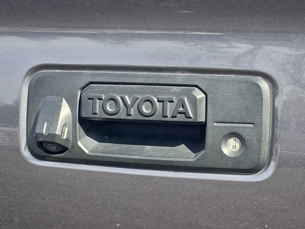 Used 2017 Toyota Tacoma SR5 w/ Tow Package image 27