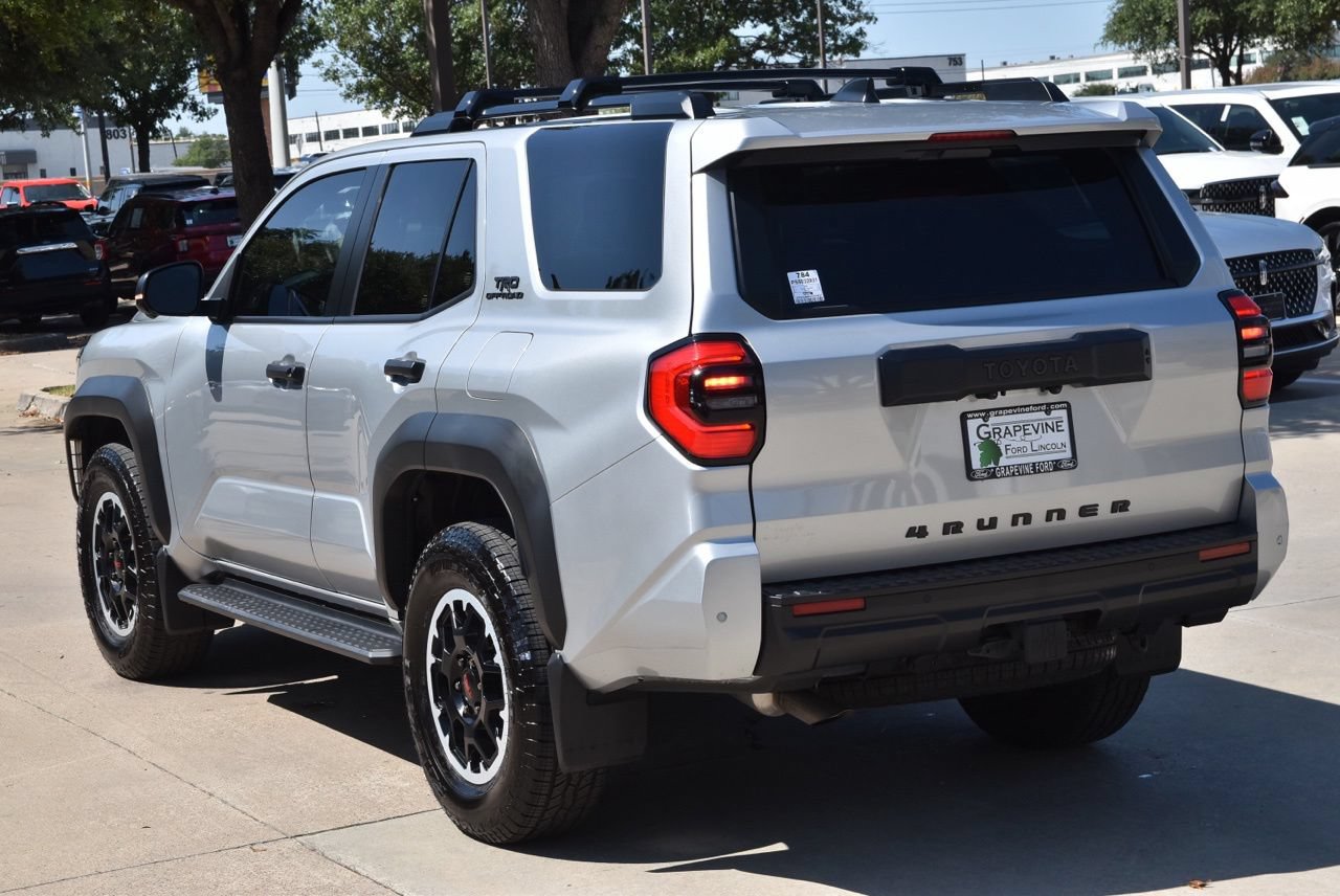 Used 2025 Toyota 4Runner TRD Off-Road Premium w/ Tow Technology Package AWD/4WD image 10