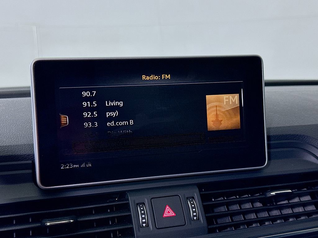 Used 2019 Audi Q5 2.0T Premium Plus w/ Premium Plus Package image 30