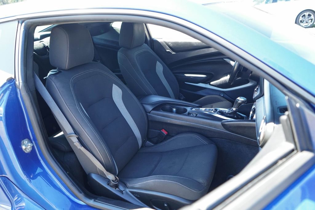Used 2019 Chevrolet Camaro LT image 34