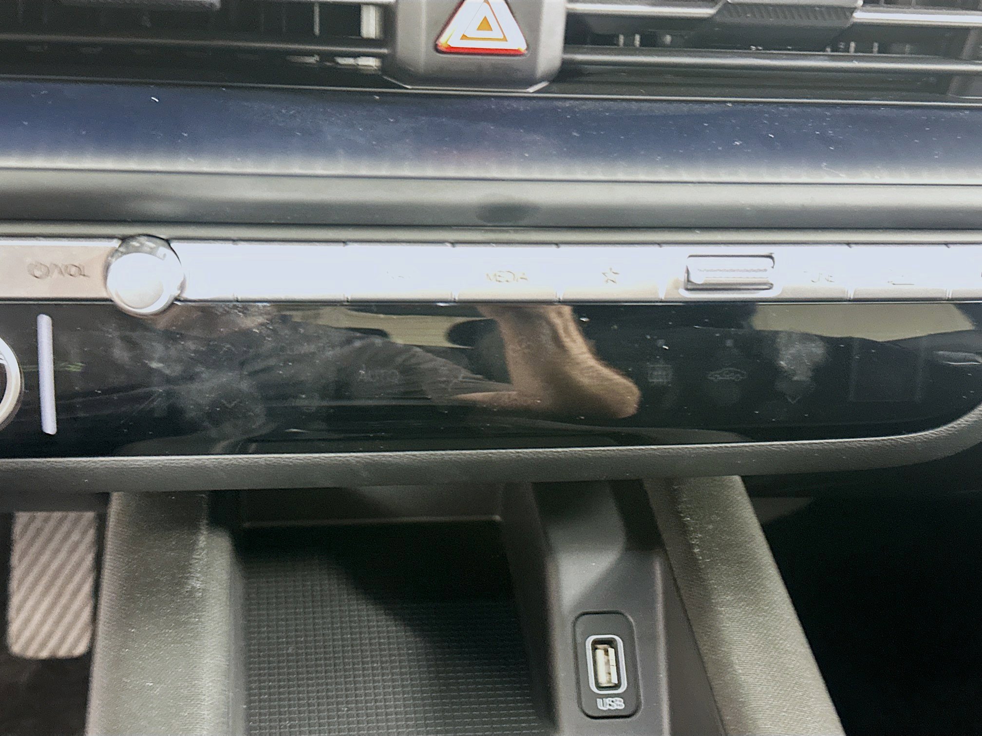 Used 2024 Hyundai Ioniq 6 SE image 24