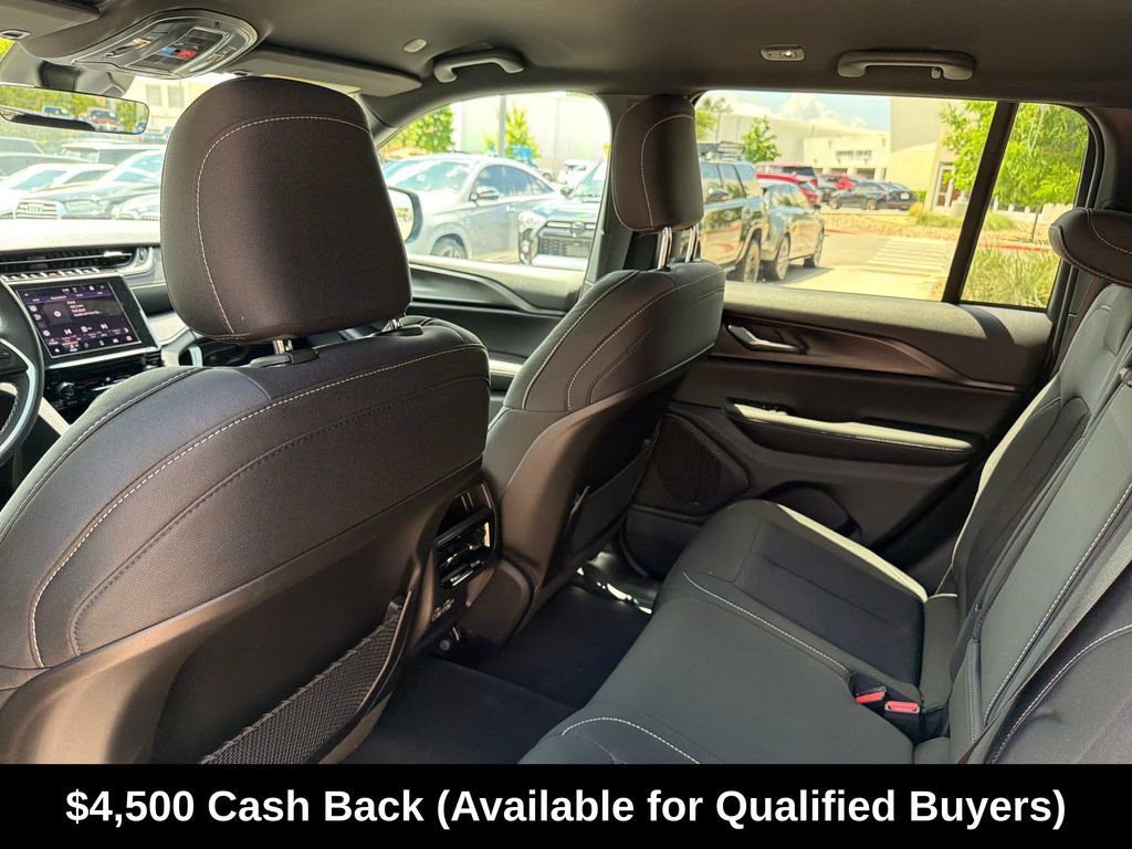 New 2026 Jeep Grand Cherokee Laredo w/ Trailer Tow Package RWD image 37