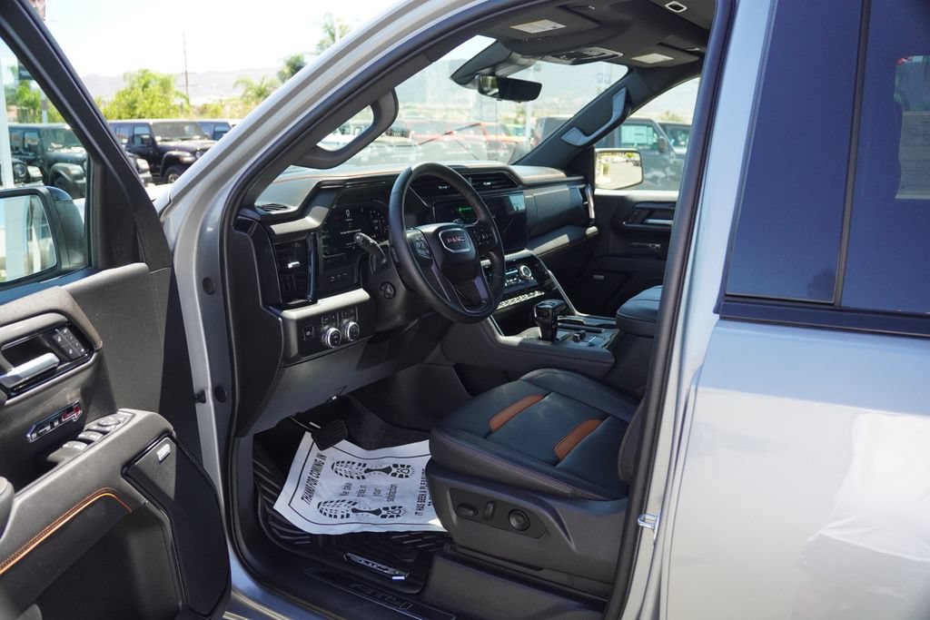 Used 2026 GMC Sierra 1500 AT4 w/ AT4 Premium Package AWD/4WD image 31